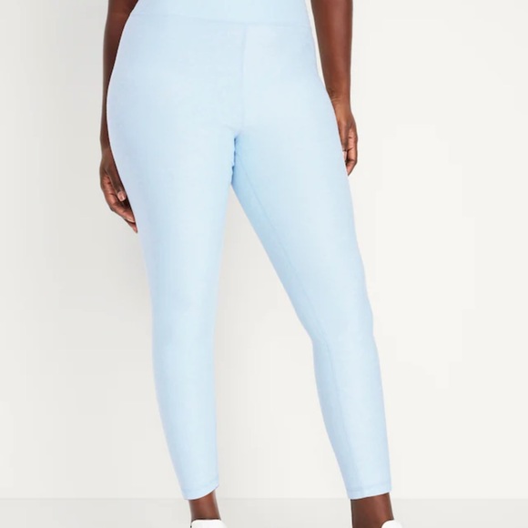 NWT OLD NAVY Extra High-Waisted Cloud+ 7/8 Leggings Color: Microchip SIZE LARGE - Picture 5 of 7